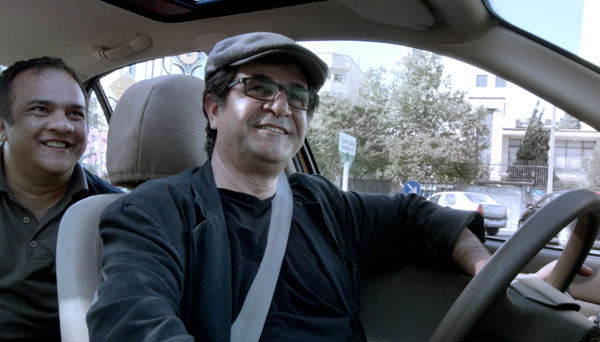 Jafar Panahi in 'Taxi'
