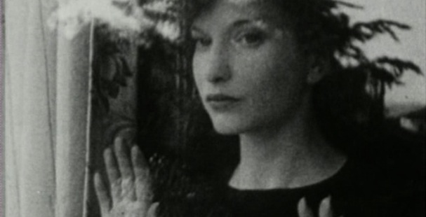 'Meshes of the Afternoon' (Maya Deren)