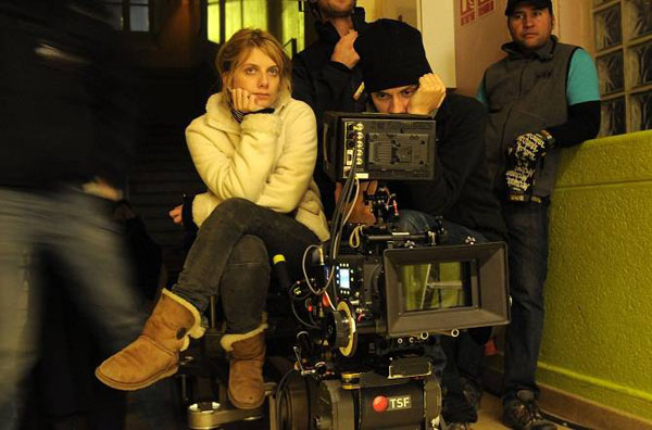 Mélanie Laurent at work on 'Respire'