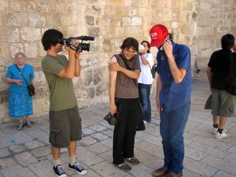 Michael Tully shooting David Berman in Israel for SILVER JEW (2007)