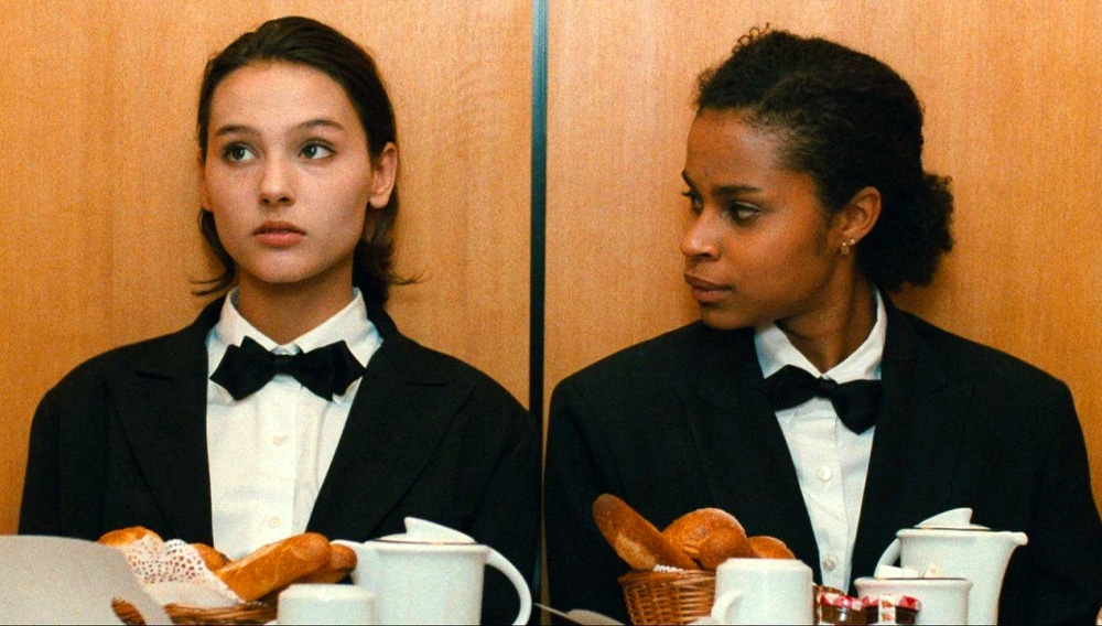 Virginie Ledoyen and Virginie Emane in A SINGLE GIRL (1995), now on Fandor.